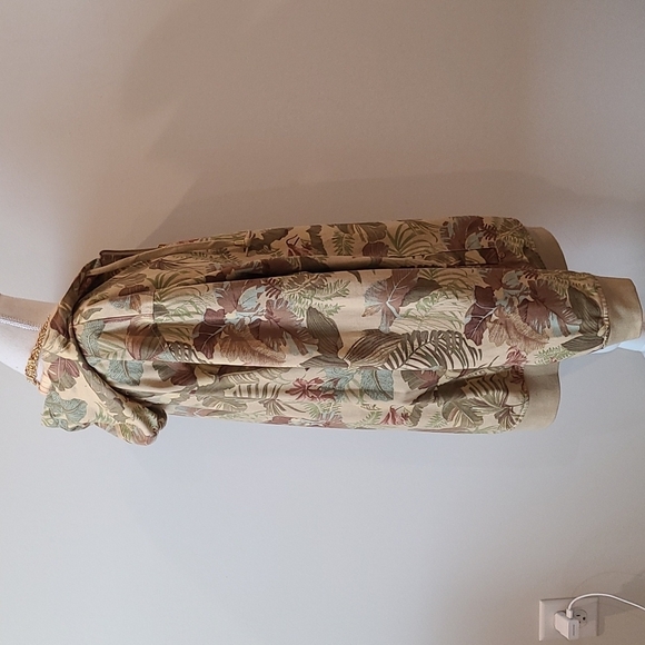 Parish Ladies Jacket! Offers Welcomed! - Picture 4 of 7